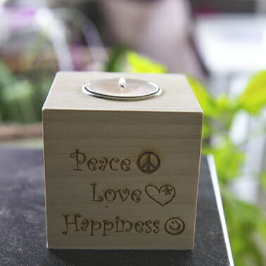 Teelichthalter Peace Love Happiness